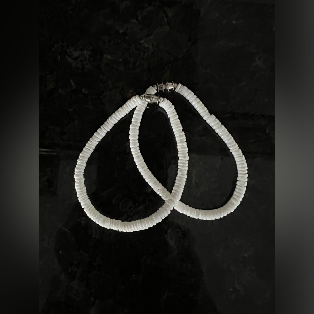 White Puka Shell Set of 2 Bracelets
